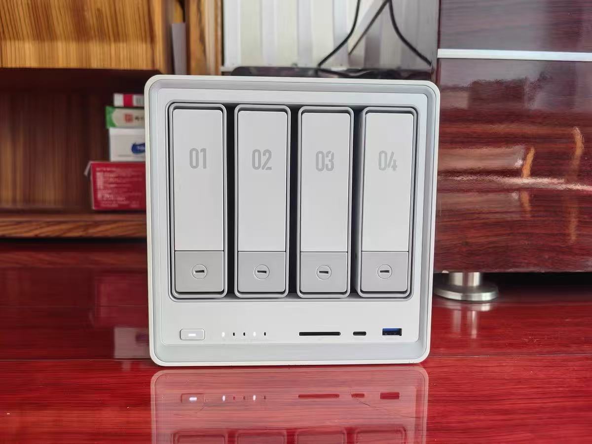 TLF Ugreen DXP4800 Plus NAS de - Ddr5 8Gb avaliação e preço